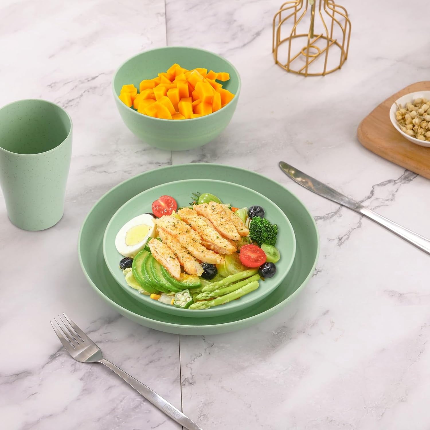 Camping Plates Cups and Bowls Set Green Reusable Microwave Safe Lightweight Unbreakable Plastic Dishes Set for Kids Elderly Kitchen Adults Outdoor,32 Pcs Holiday Dinnerware Sets for 8